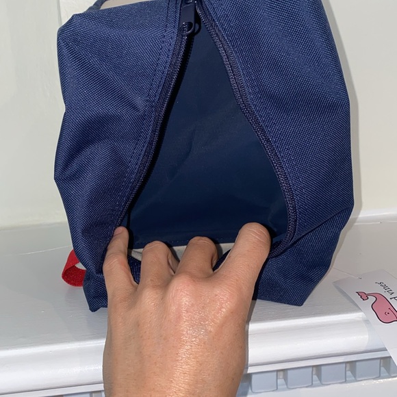 Vineyard Vines Dopp Kit Flag Whale Navy and Red - Picture 5 of 5